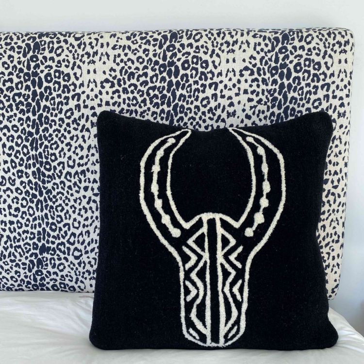 Picture of IMPRINT BLACK HORN CUSHION (HAND-TUFTED)