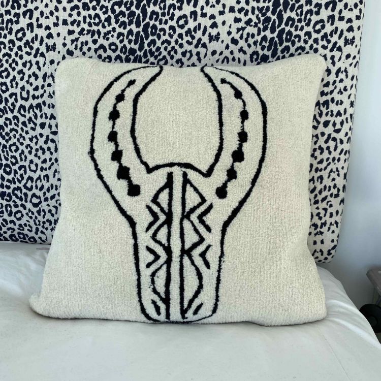 Picture of IMPRINT WHITE HORN CUSHION (HAND-TUFTED)