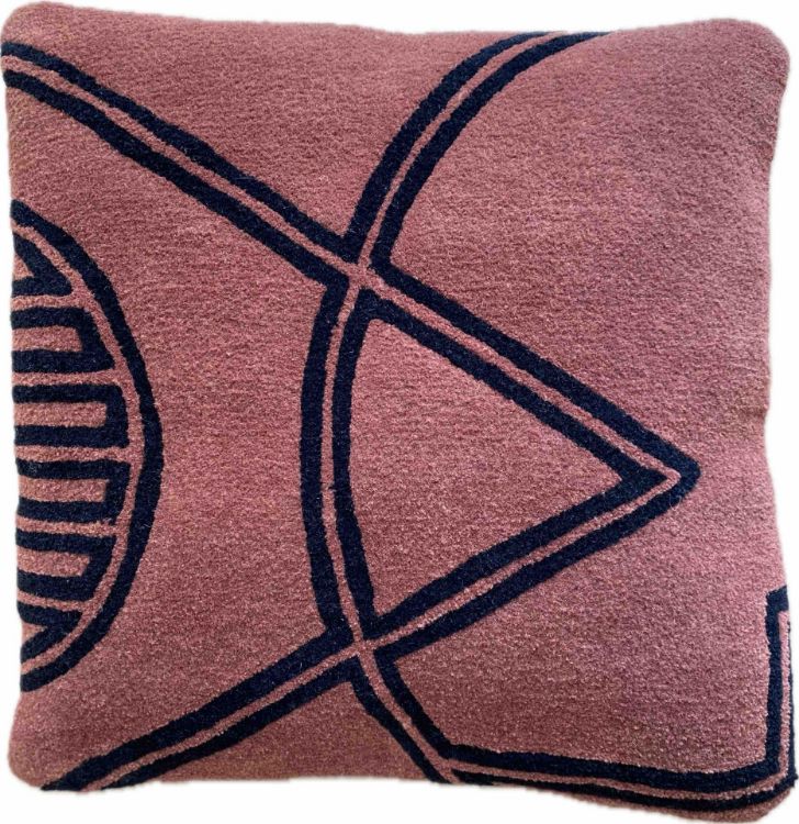 Picture of RED RUST CUSHION (HAND-TUFTED) 