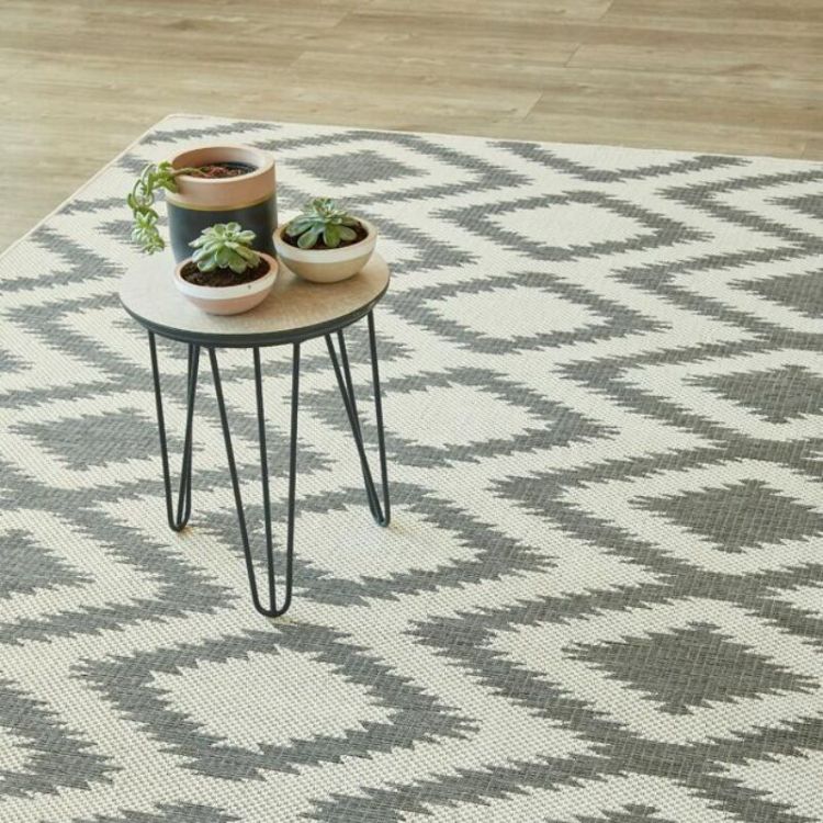 DIAMOND GREY RUG