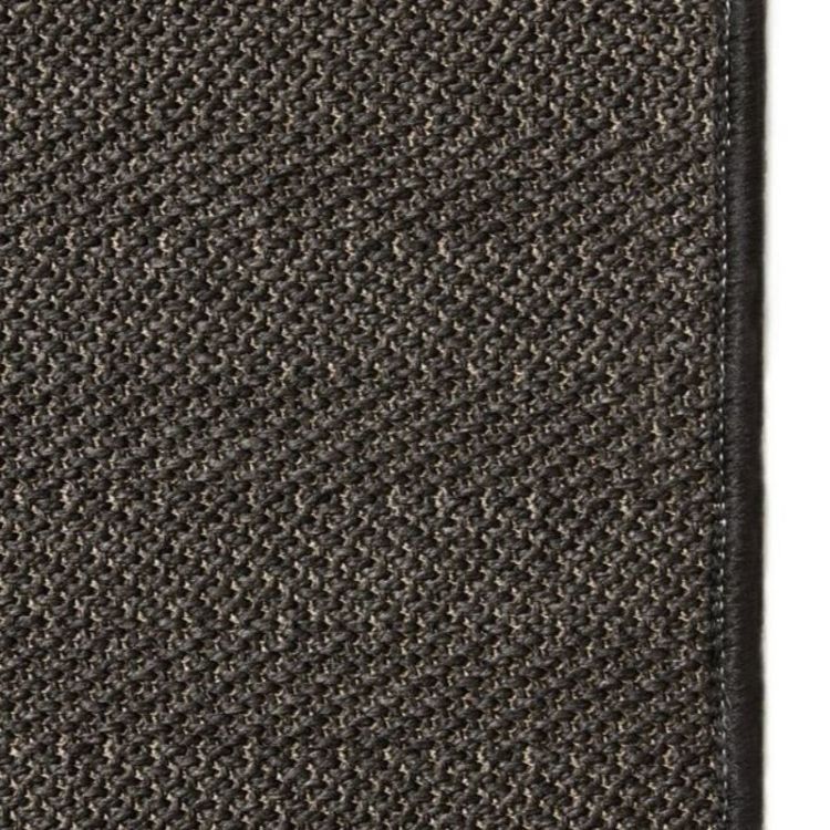 NATURAL-LOOK WEAVE BLACK RUG